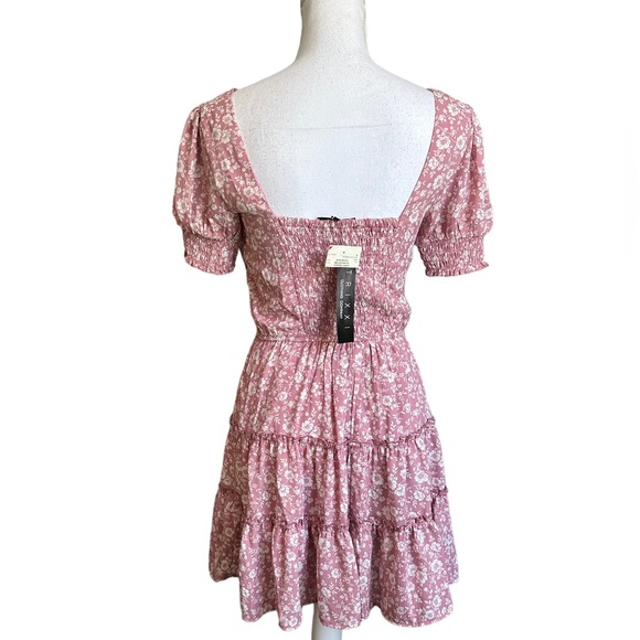 Trixxi Floral Smocked Sleeve Mini Dress Size Small - Picture 3 of 16